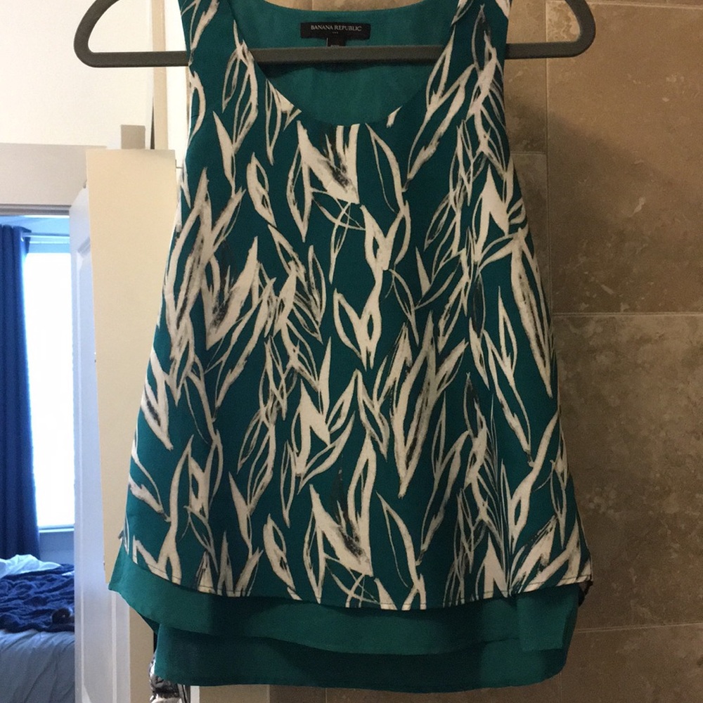 Banana Republic Layer Top